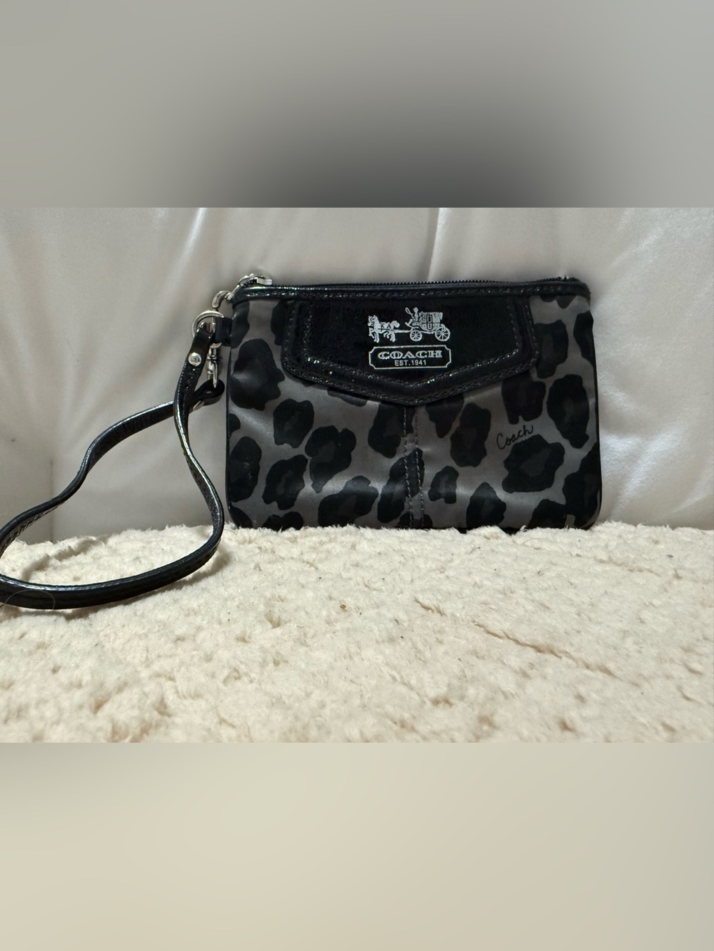 Vintage Coach Black and Gray Leopard Wristlet with Detachable Strap